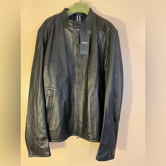 Authentic BOSS Gemos Leather Jacket size 46R